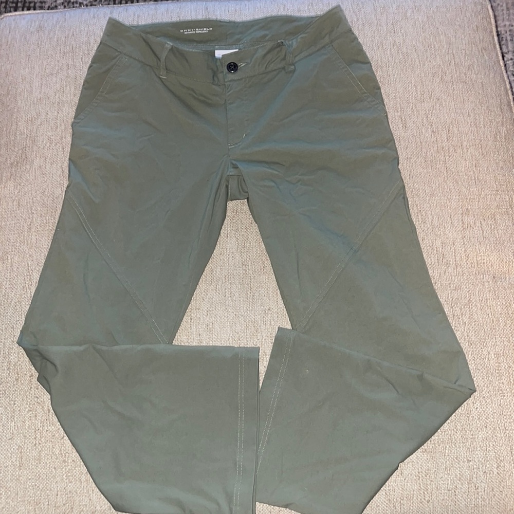 Columbia Omni shield grey straight leg pant Size 12 s